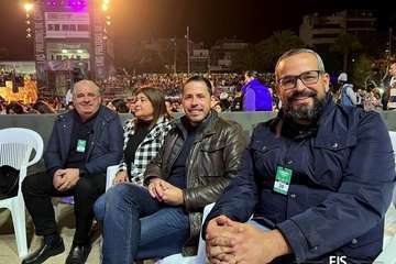 Actuación de la murga teldense Los Nietos de SaryManchez en la segunda fase del concurso carnavalero de la capital grancanaria/FJS Fotografía y TA.